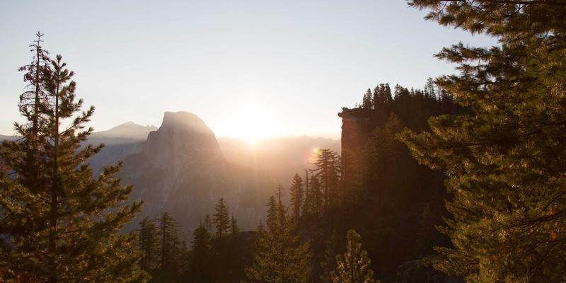 厦门同安竹坝南洋风情度假区:不出国门,体验归侨文化与东南亚美食的深度之旅
